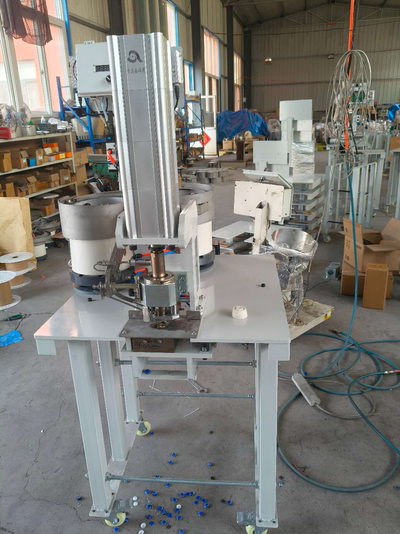 氣動四缸雙盤打扣機(jī)